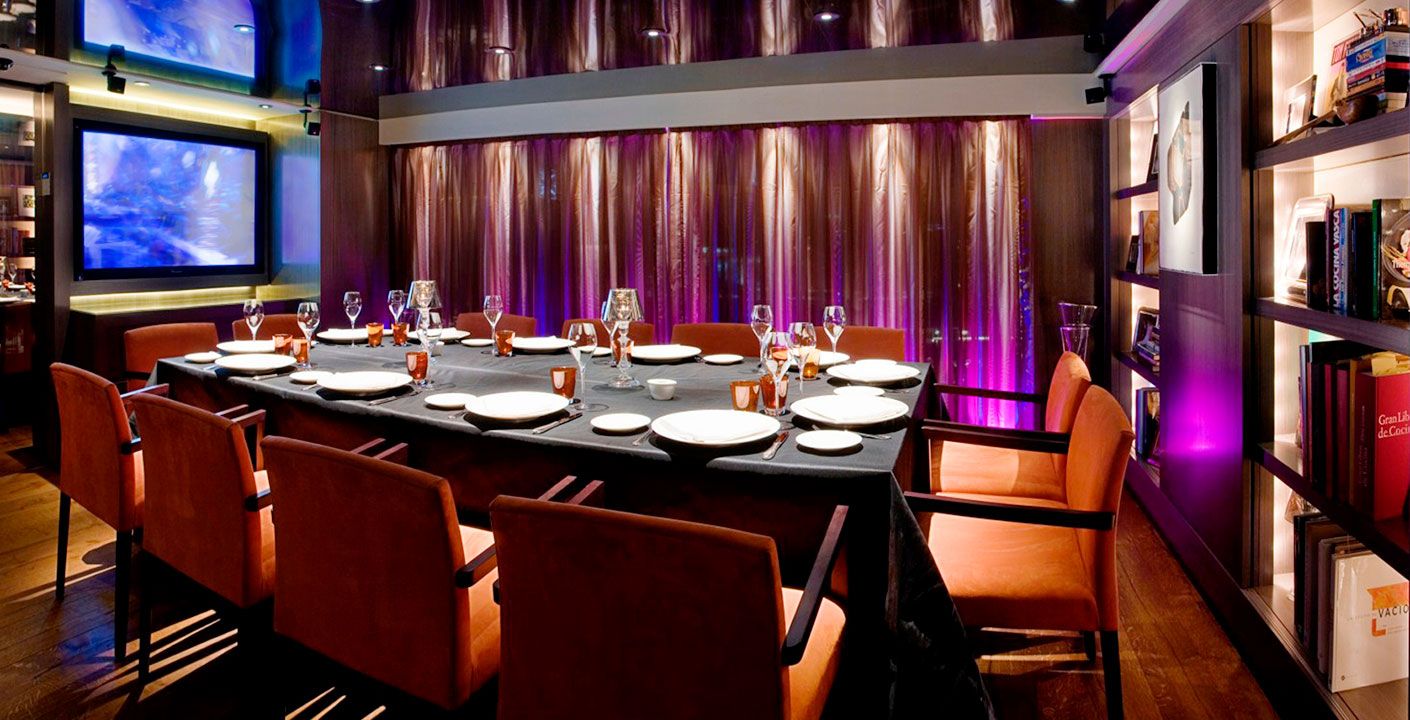 CLOE by Andreu World