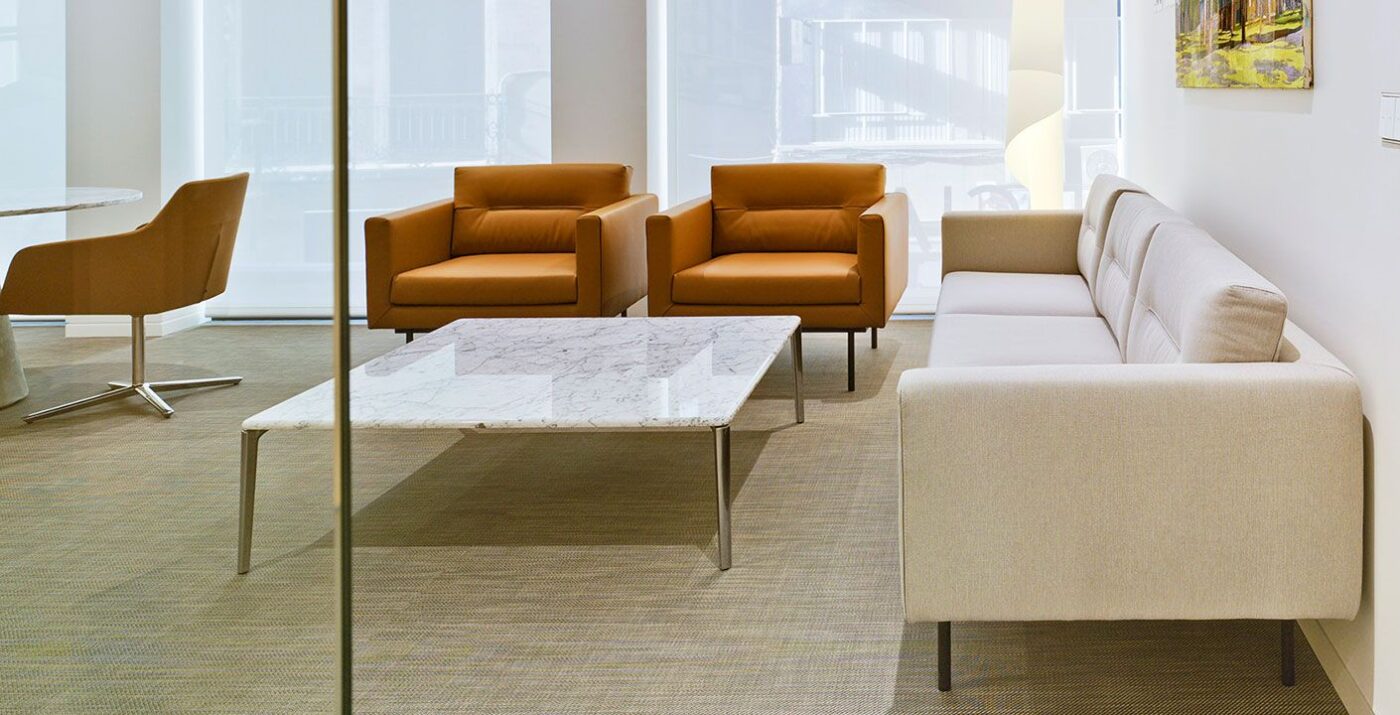 COUVE TABLE by Andreu World