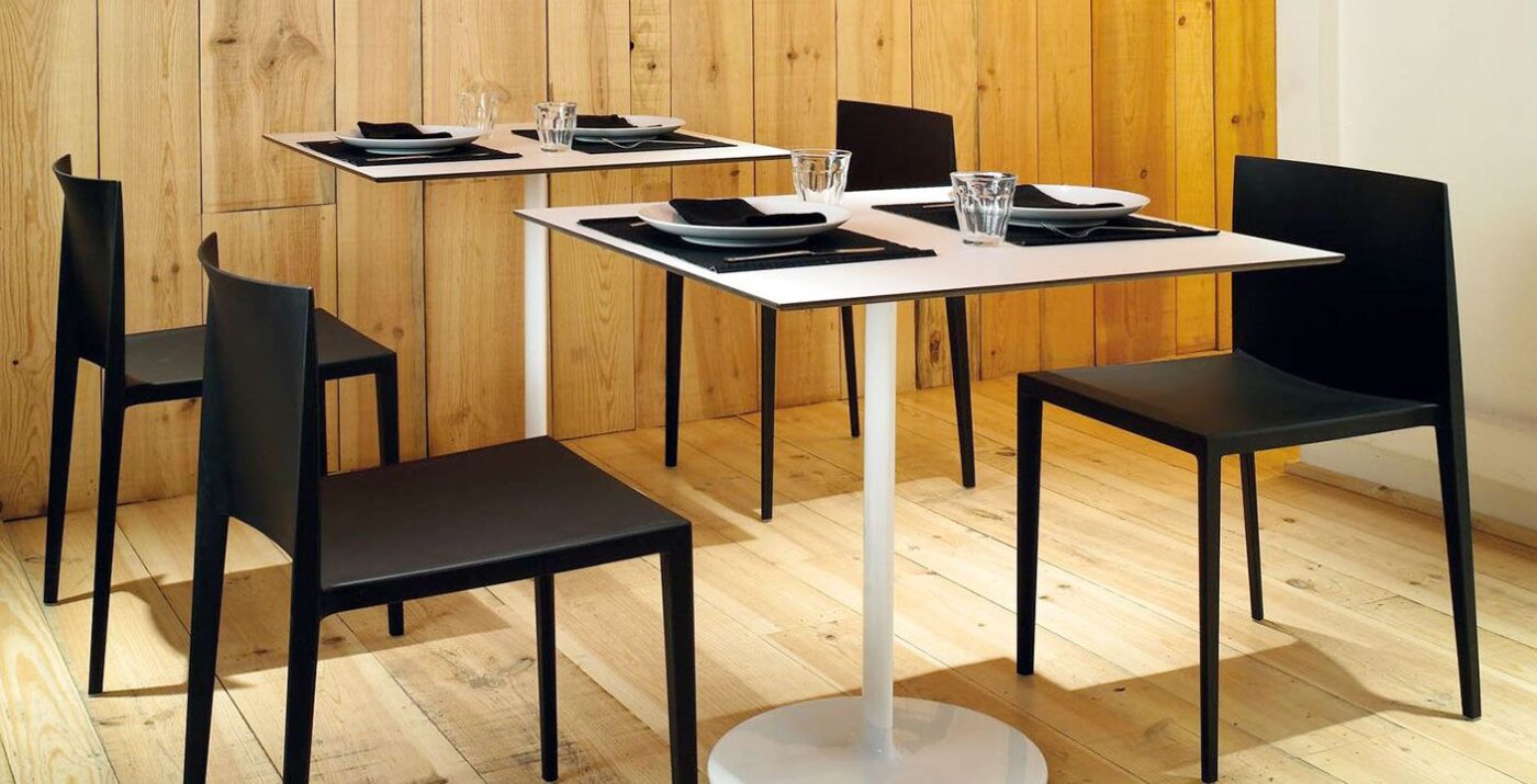 DUAL OCCASIONAL TABLE by Andreu World