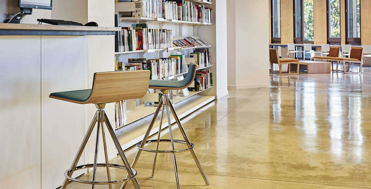 LINEAL by Andreu World