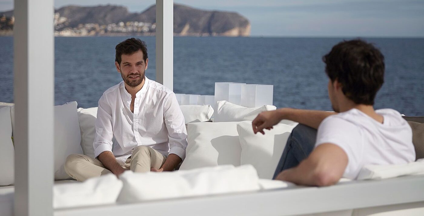 PERGOLA SOFA by Gandia Blasco