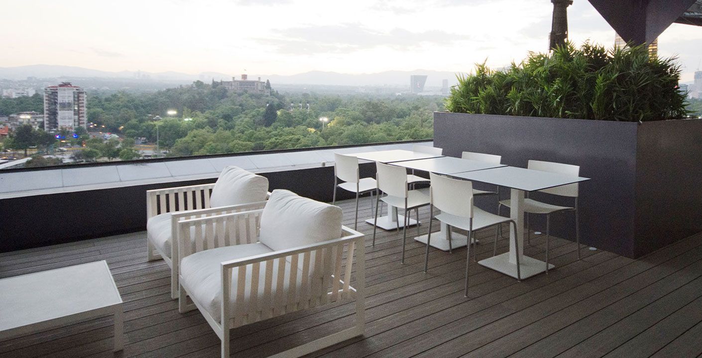 PLAZA by Andreu World