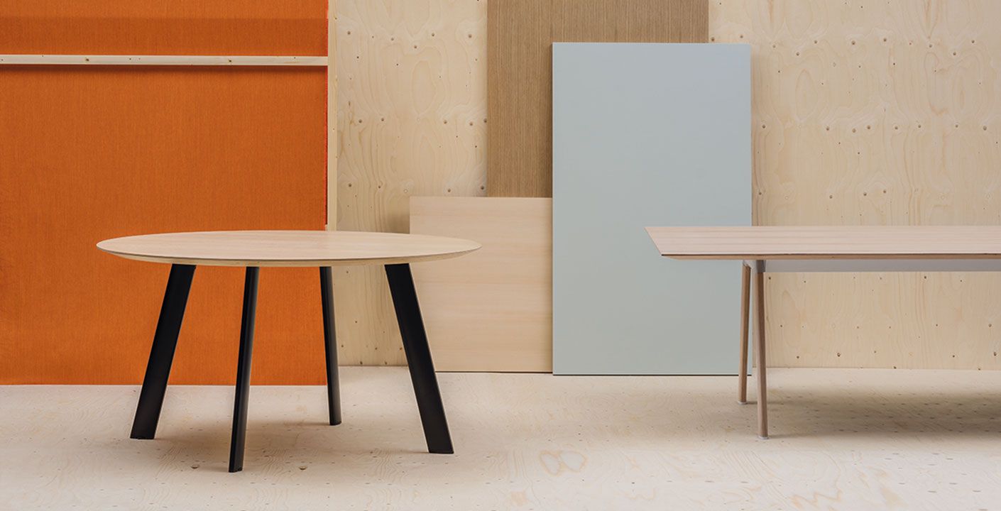 RADIAL CONFERENCE by Andreu World