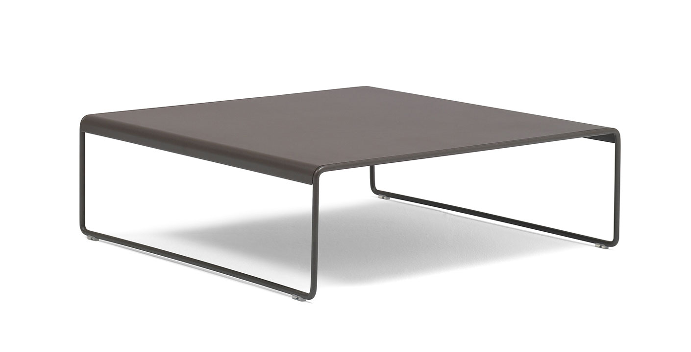 SIESTA OUTDOOR TABLE by Andreu World