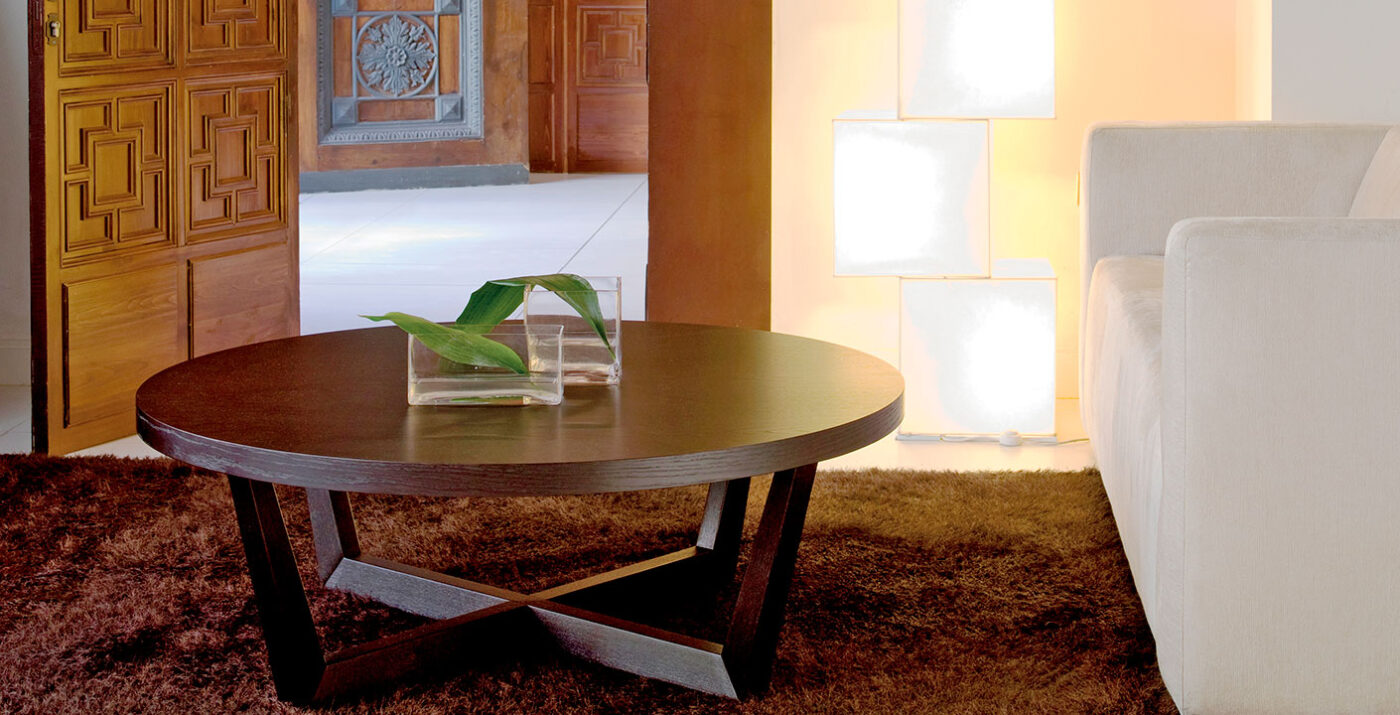 UVES OCCASIONAL TABLE by Andreu World