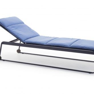 AIRE OUTDOOR by Andreu World 10