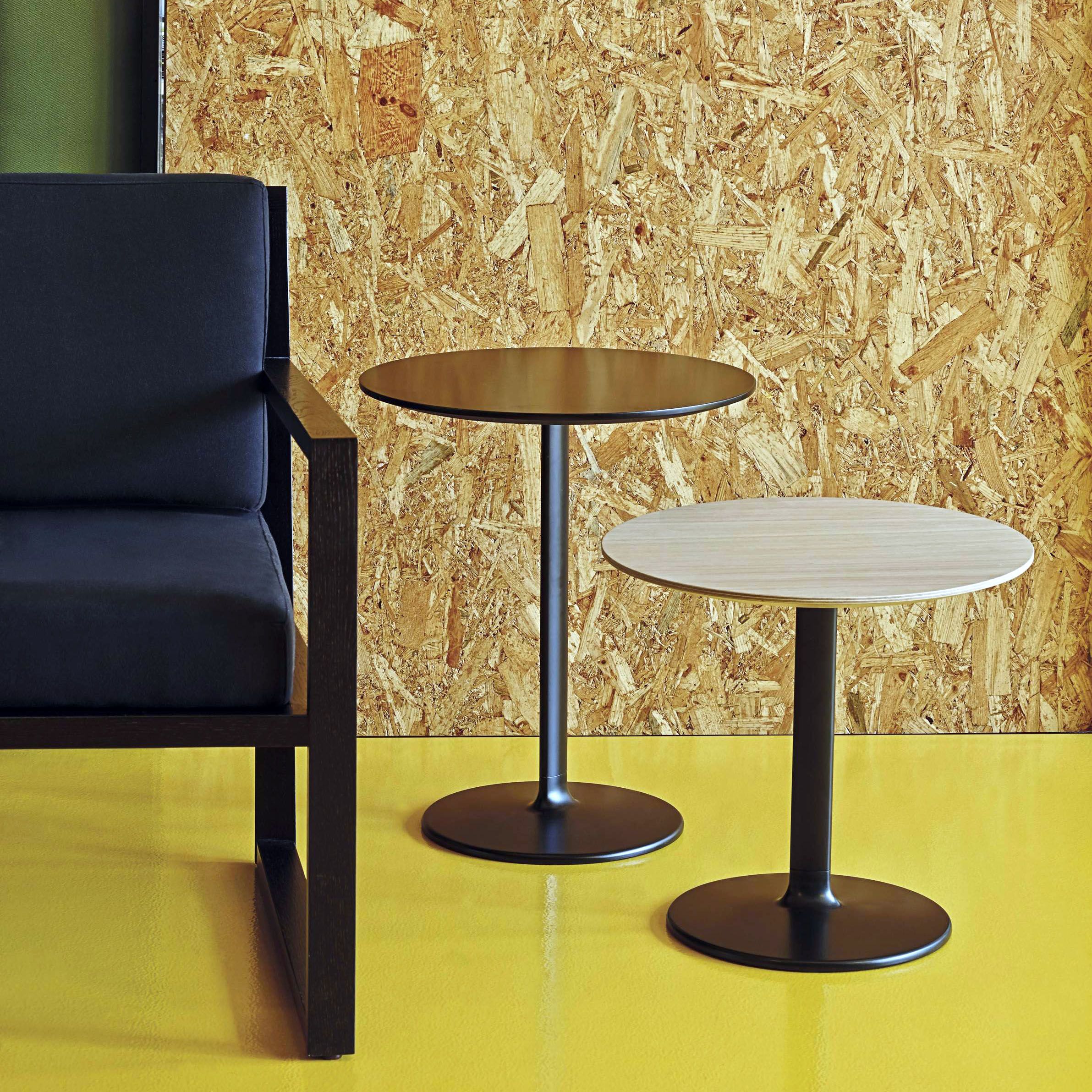 DUAL OCCASIONAL TABLE by Andreu World 25