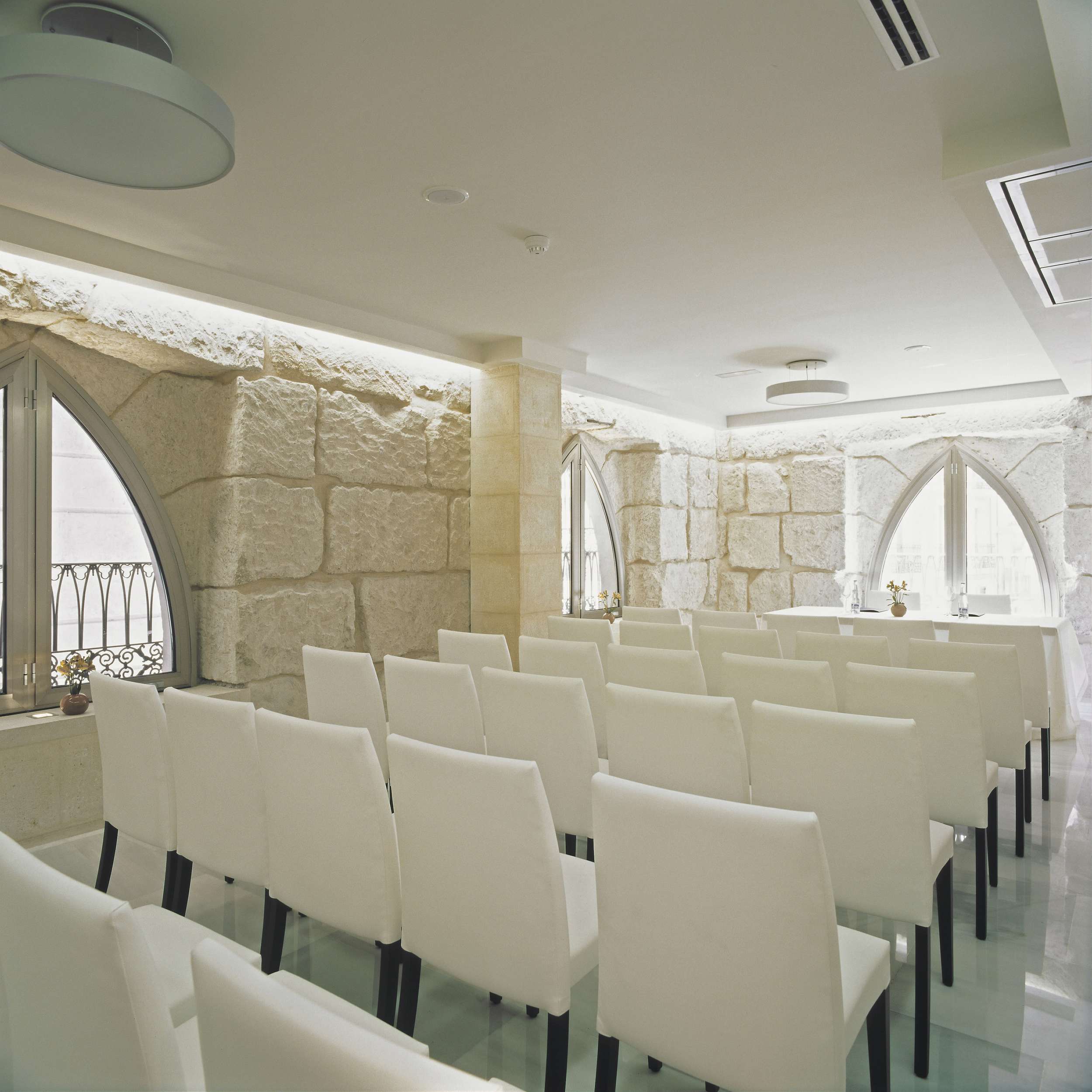 NOOSA by Andreu World 04