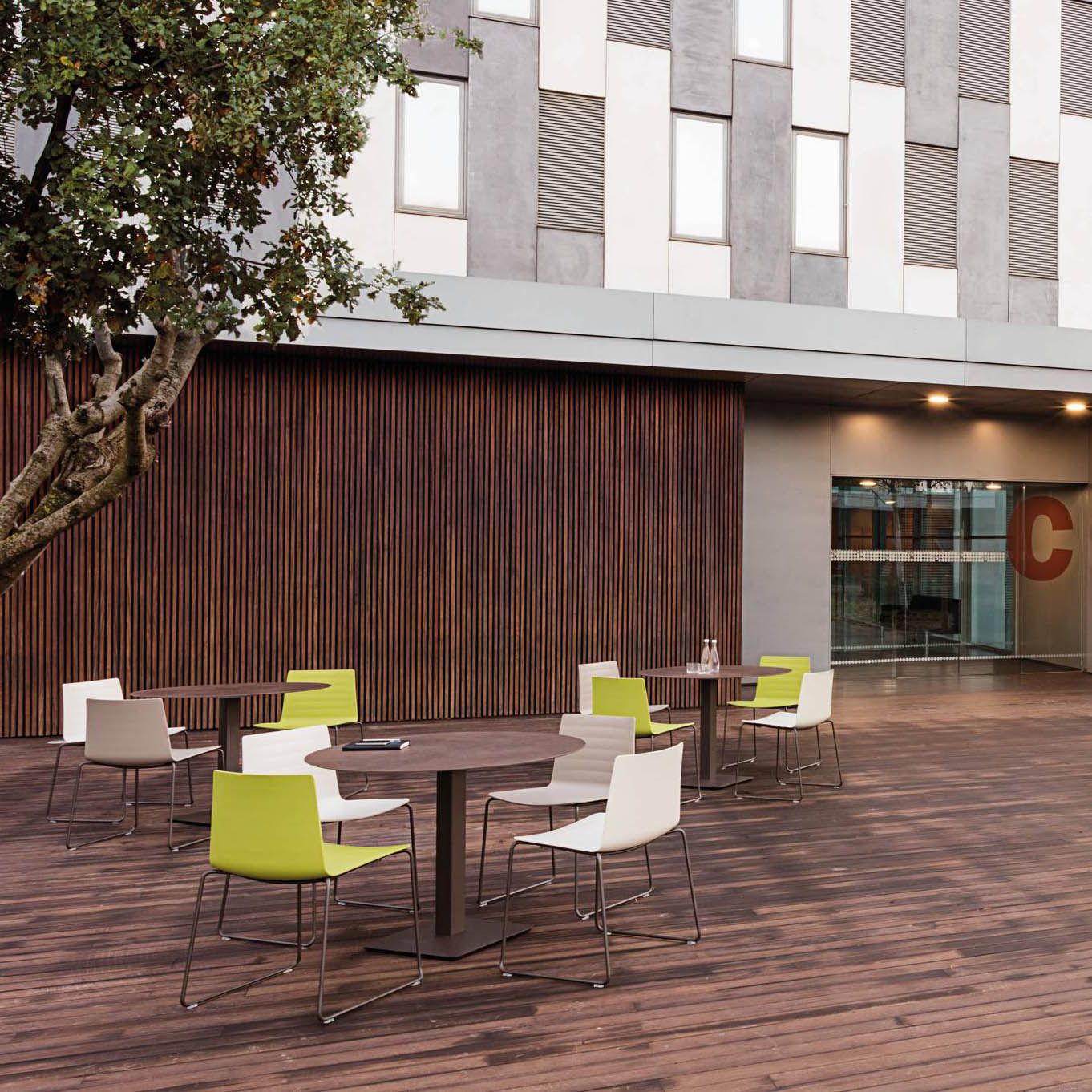 PLAZA by Andreu World 15