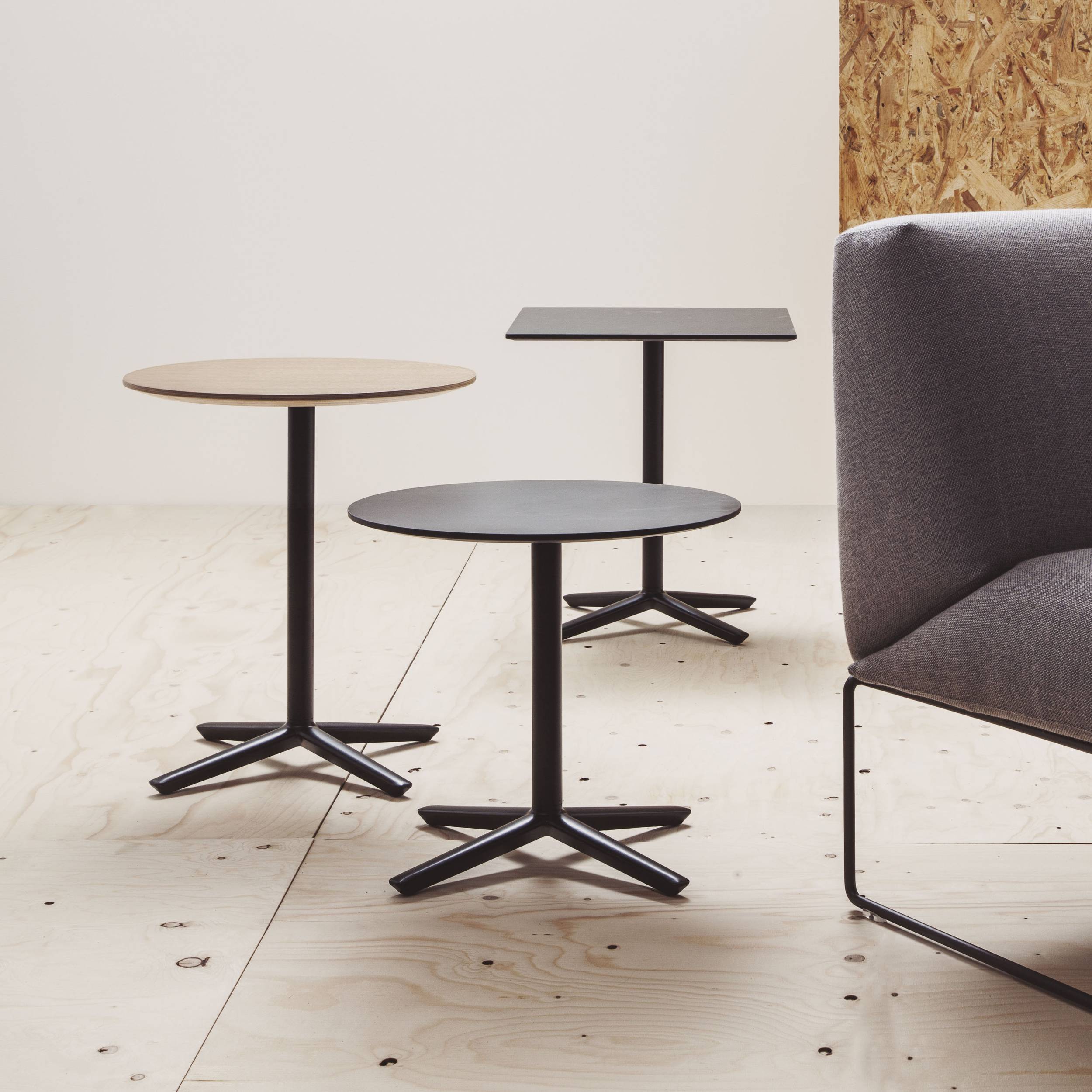 QUATTRO OCCASIONAL by Andreu World 002