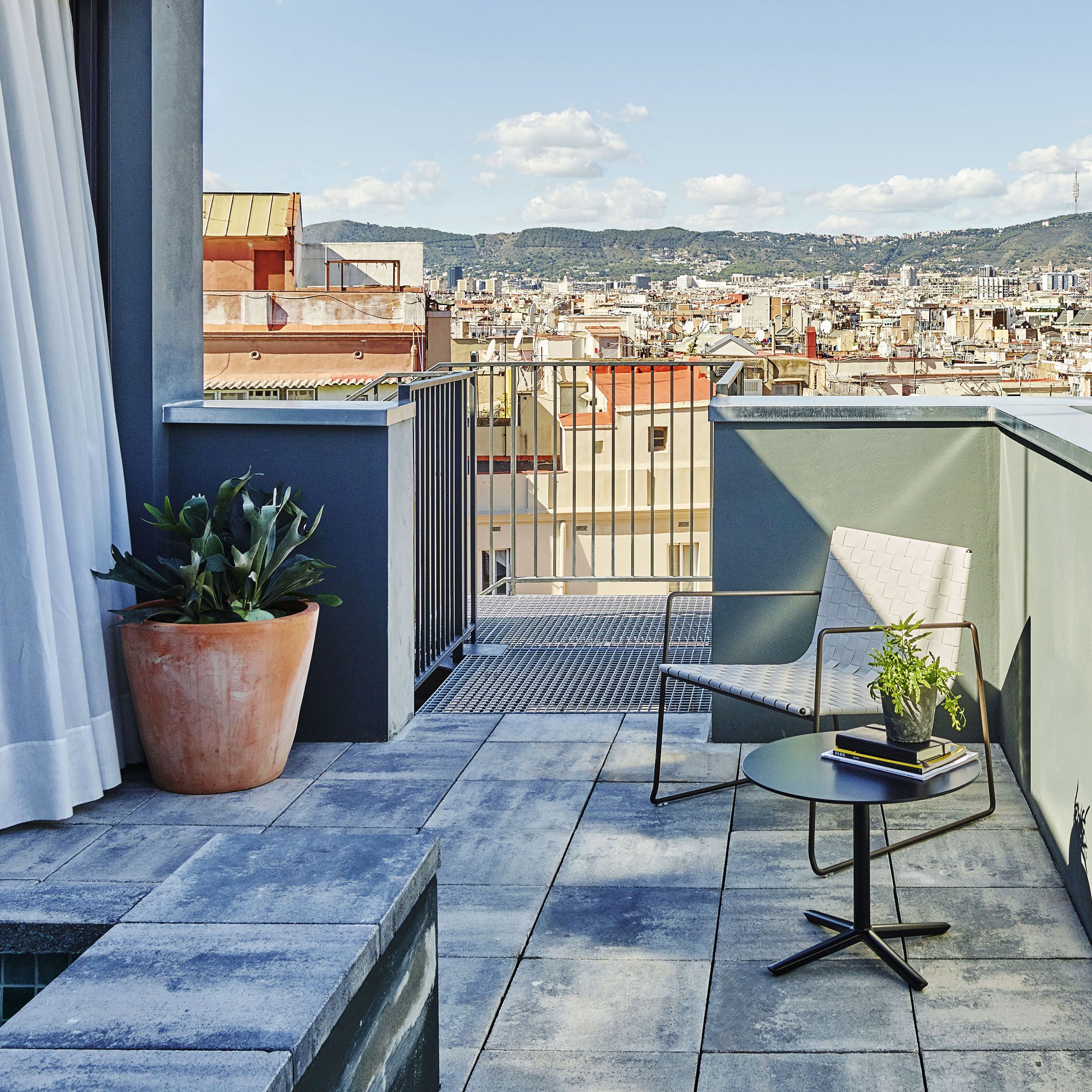 QUATTRO OCCASIONAL by Andreu World 005