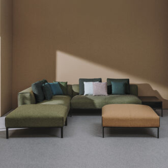 RAGLAN HOME by Andreu World 005