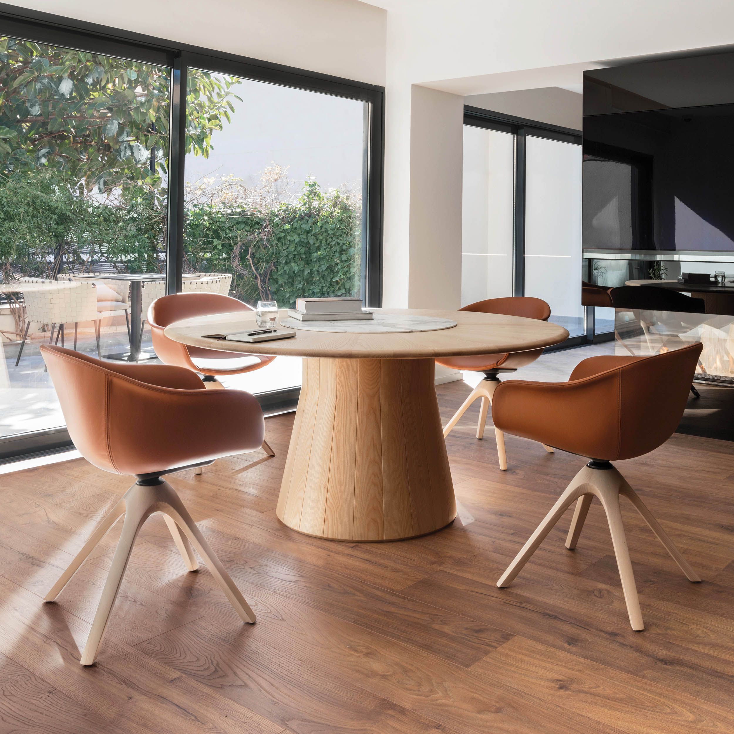 REVERSE WOOD by Andreu World 010