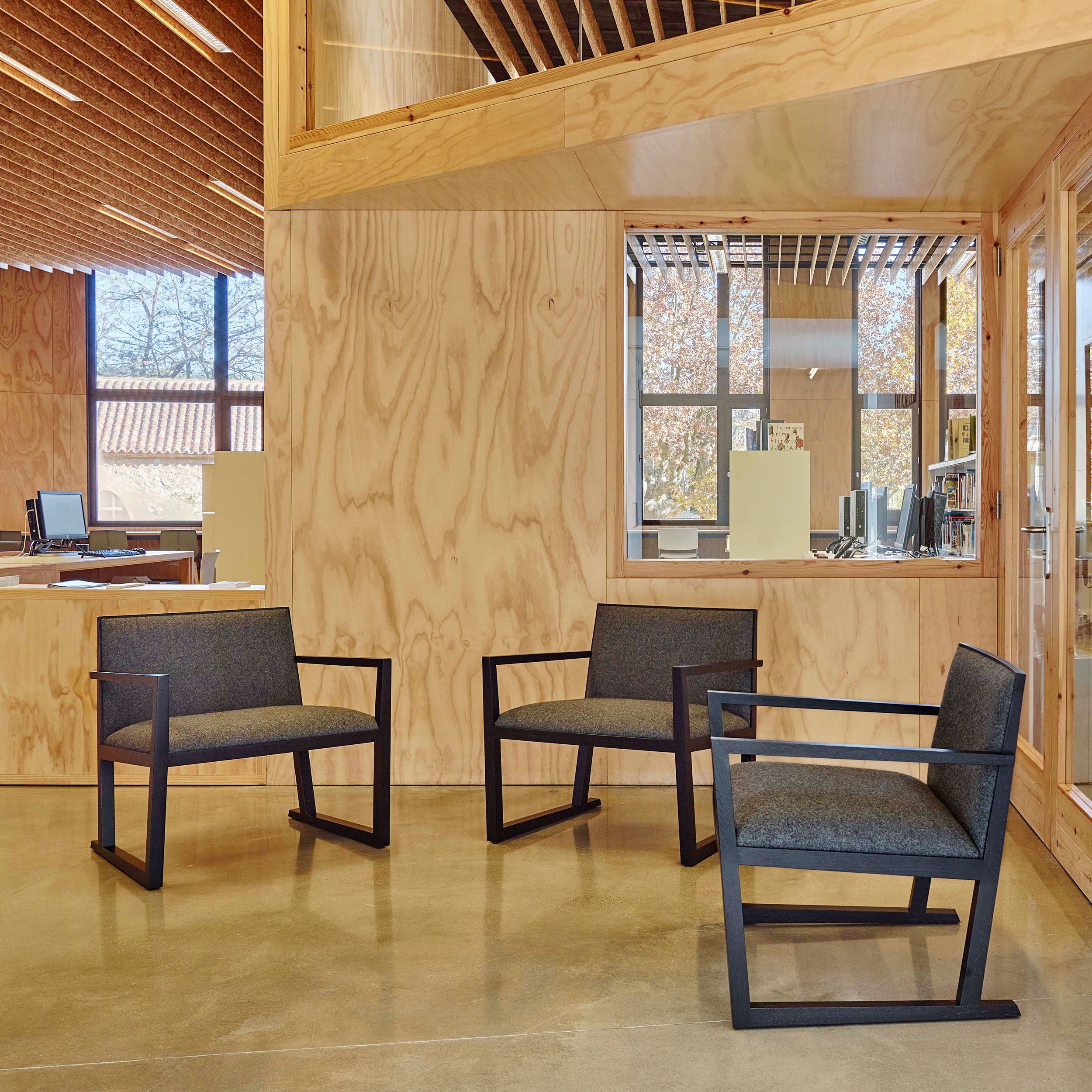 SERENA by Andreu World 011