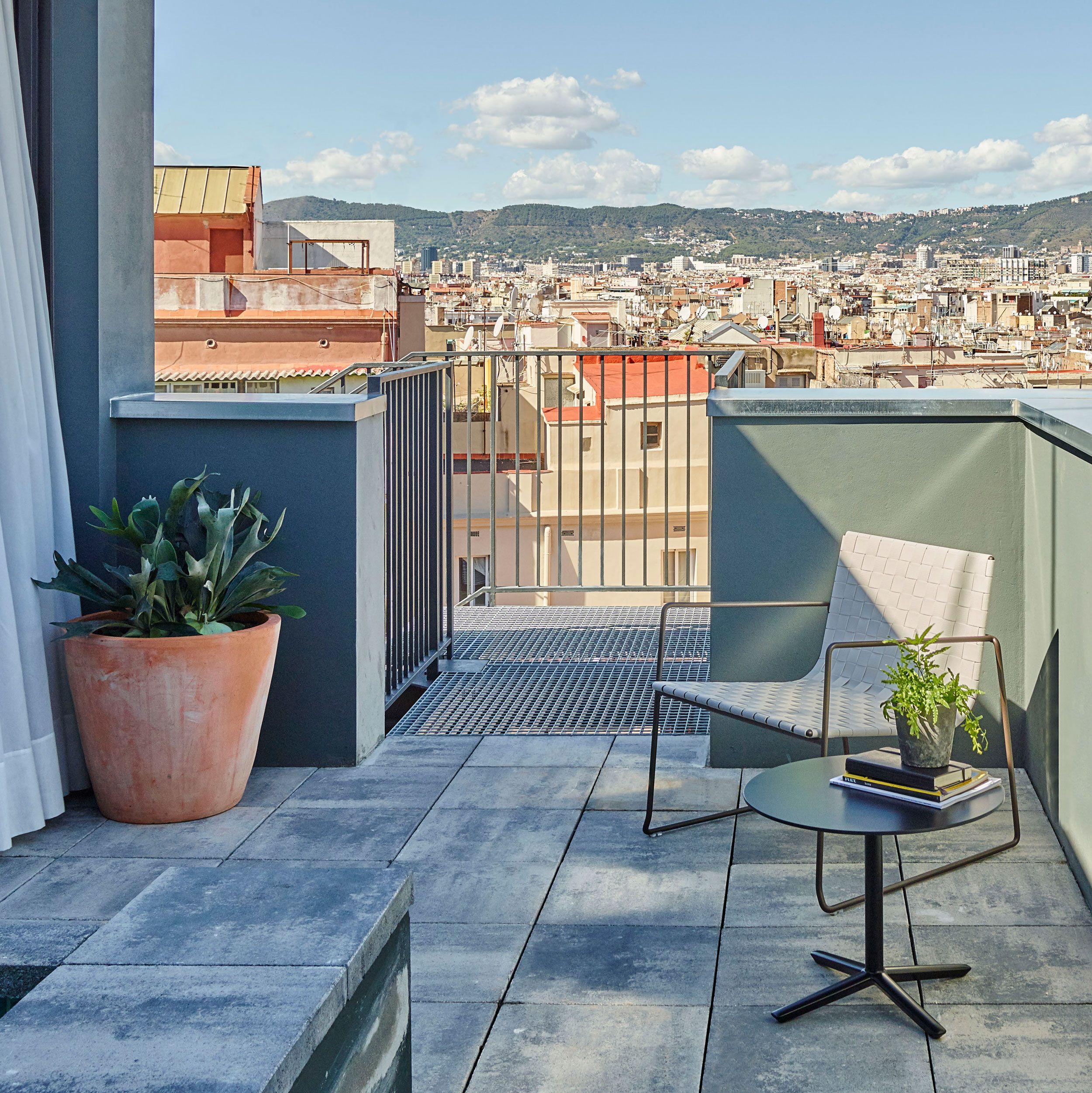 TRENZA by Andreu World 15