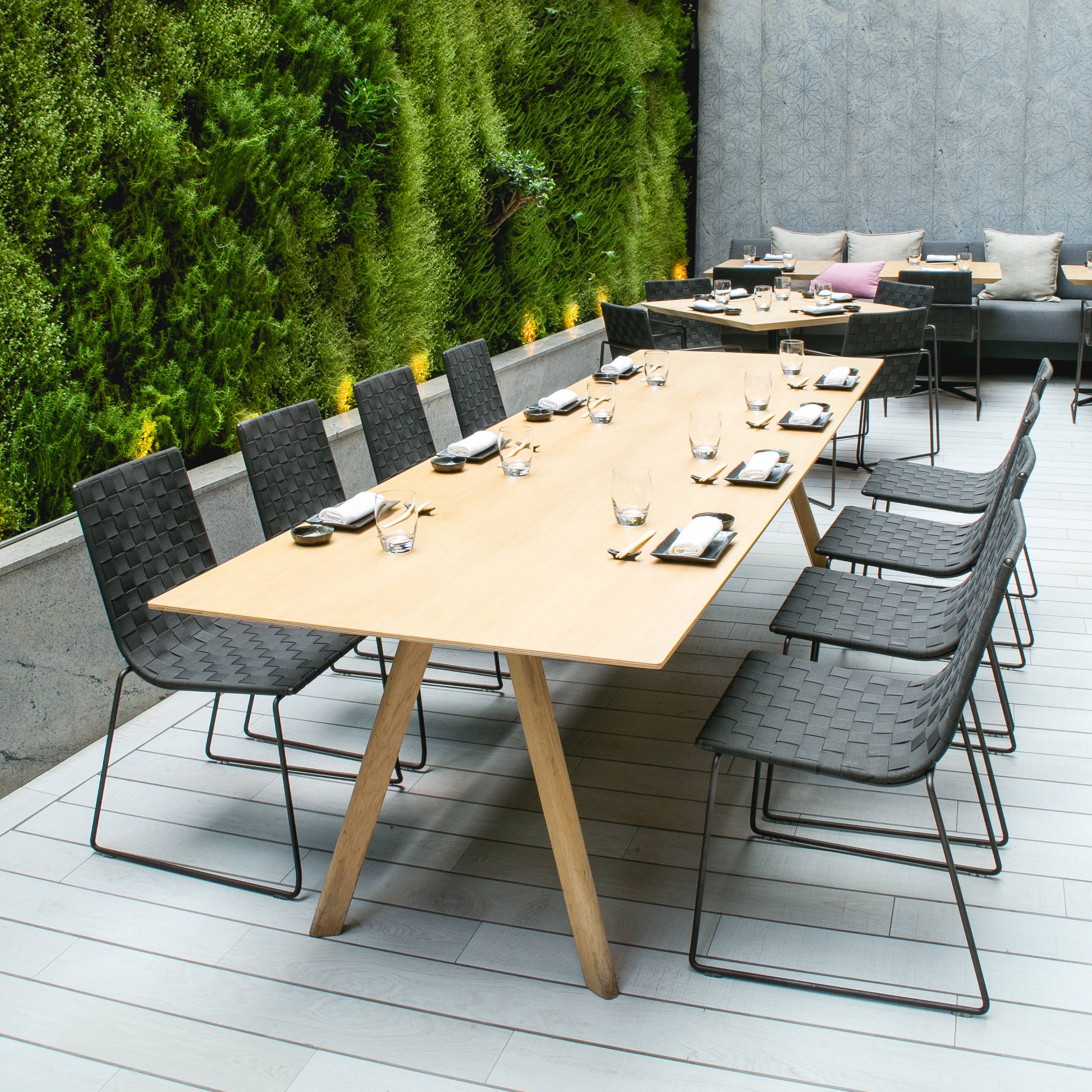 TRENZA by Andreu World 16