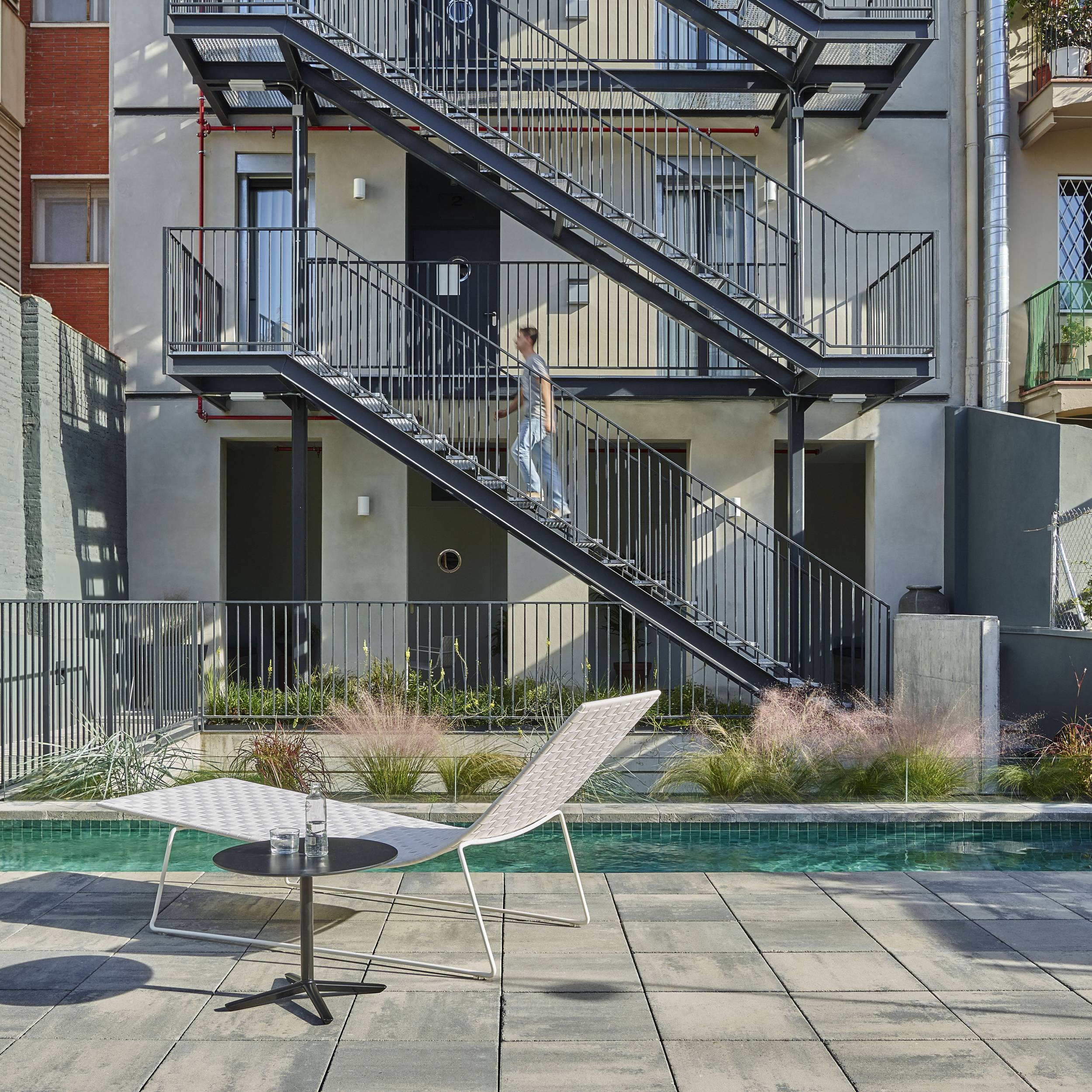 TRENZA by Andreu World 36