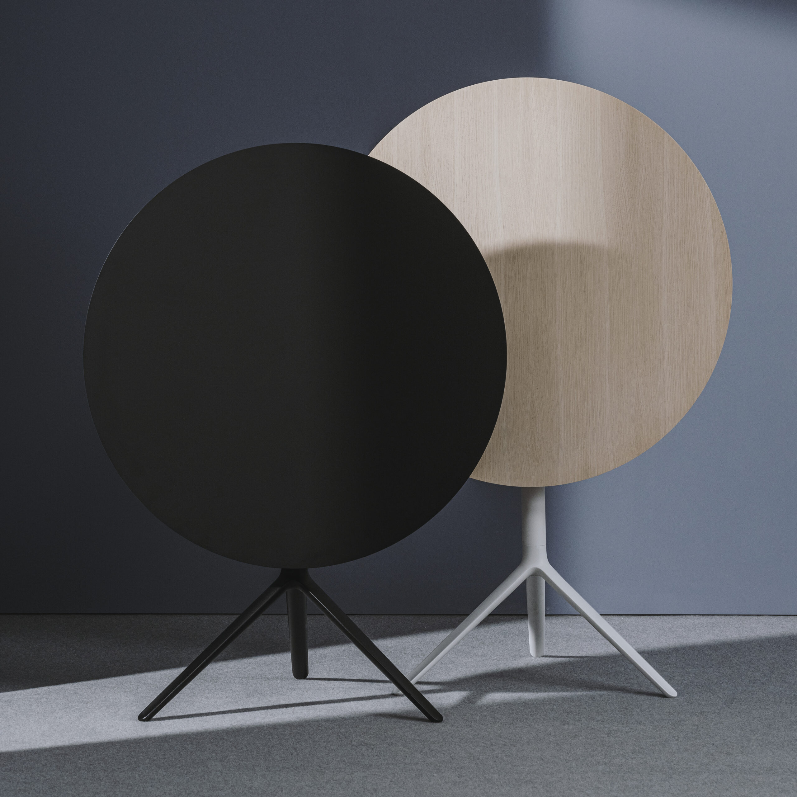 TRIADA tables by Andreu World 002