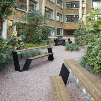HOOPER bench by Extremis 005