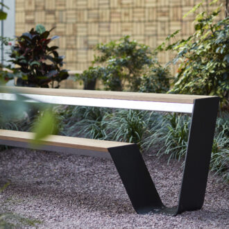 HOOPER bench by Extremis 006