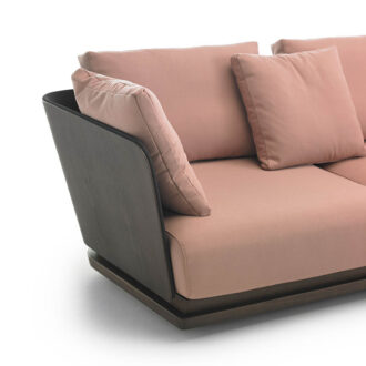 AMOR CORTESE Sofa by PUNT MOBLES 021