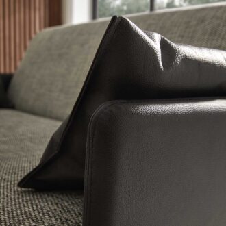 GIN Sofa by PUNT MOBLES 015