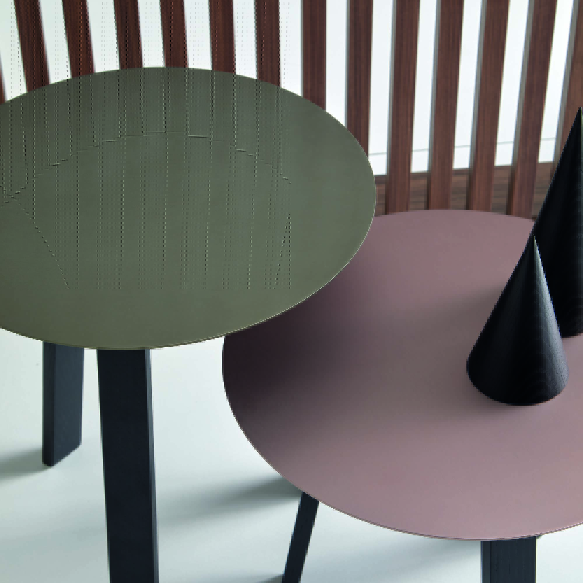 STOCKHOLMS Tables by PUNT MOBLES 037