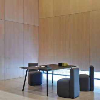MAARTEN TABLE by VICCARBE 002