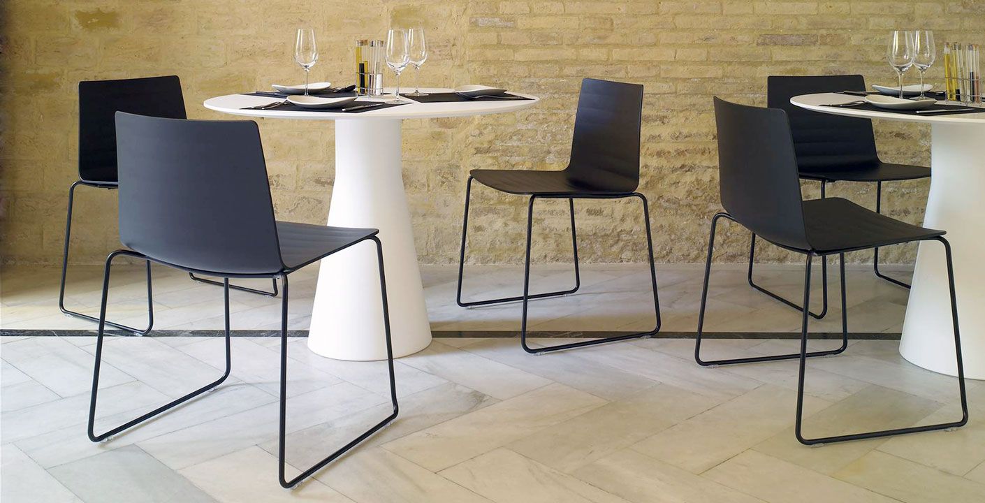 FLEX CHAIR by Andreu World