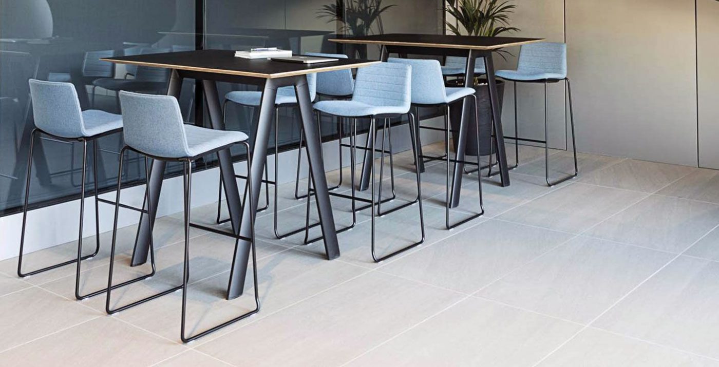 FLEX CHAIR by Andreu World