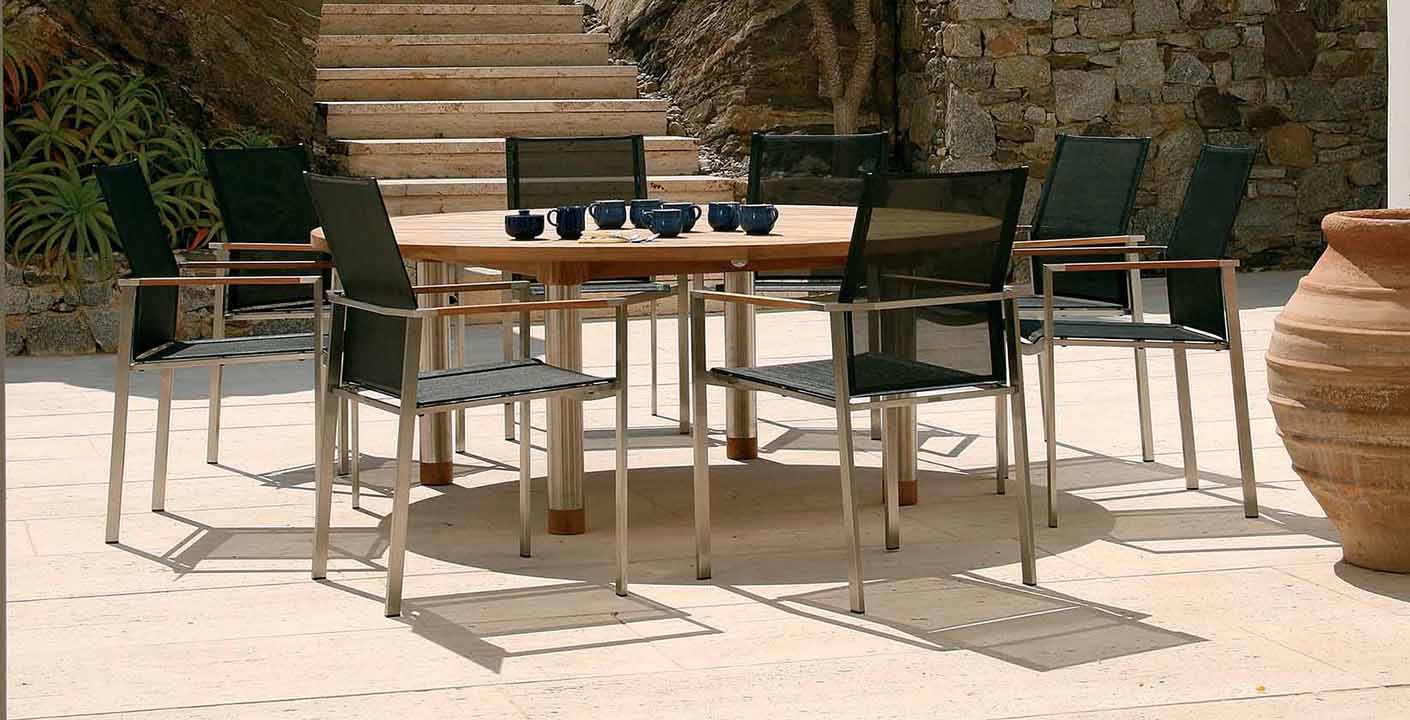 MERCURY DINING by Barlow Tyrie