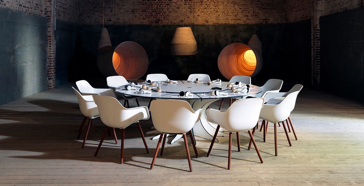 CAPTAIN’S CHAIR by Extremis