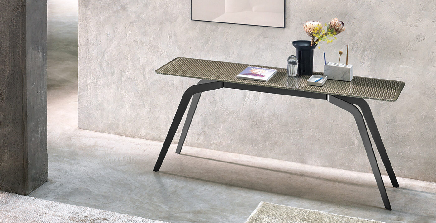 Lunar console by Fiam