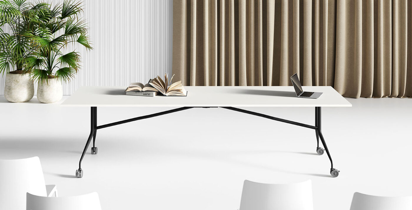 PIEGO, CHIUDO, SEGUO TABLES by LAS