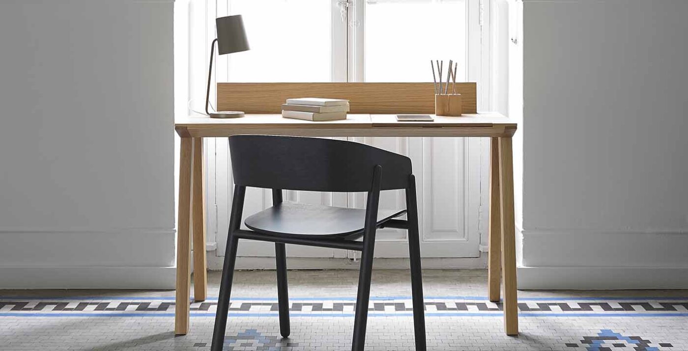 ERNEST Desk by Punt Mobles