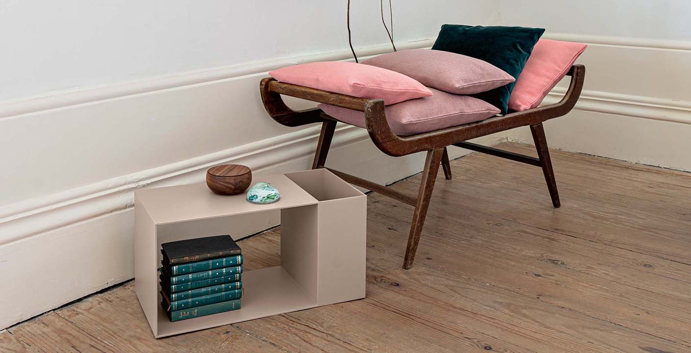 MATCH side table by Schönbuch