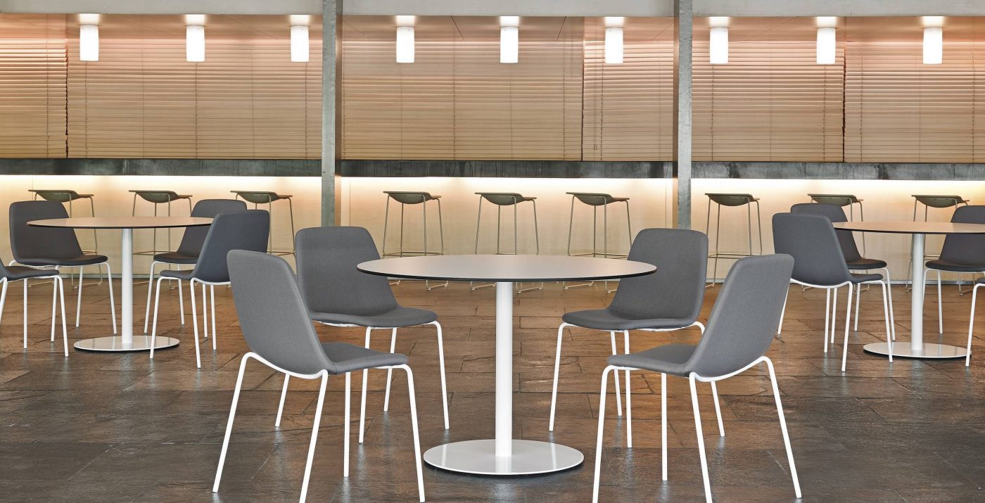 STAN Table by Viccarbe