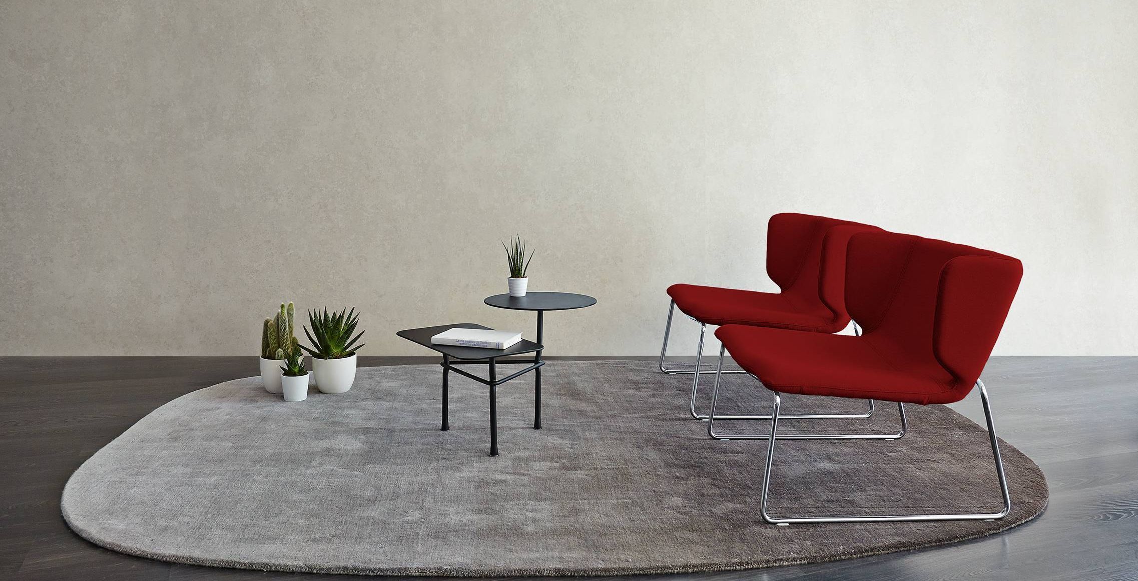 TIERS Table by Viccarbe