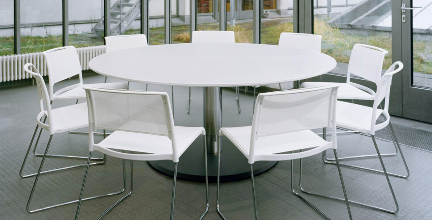 ALINE TABLE by Wilkhahn